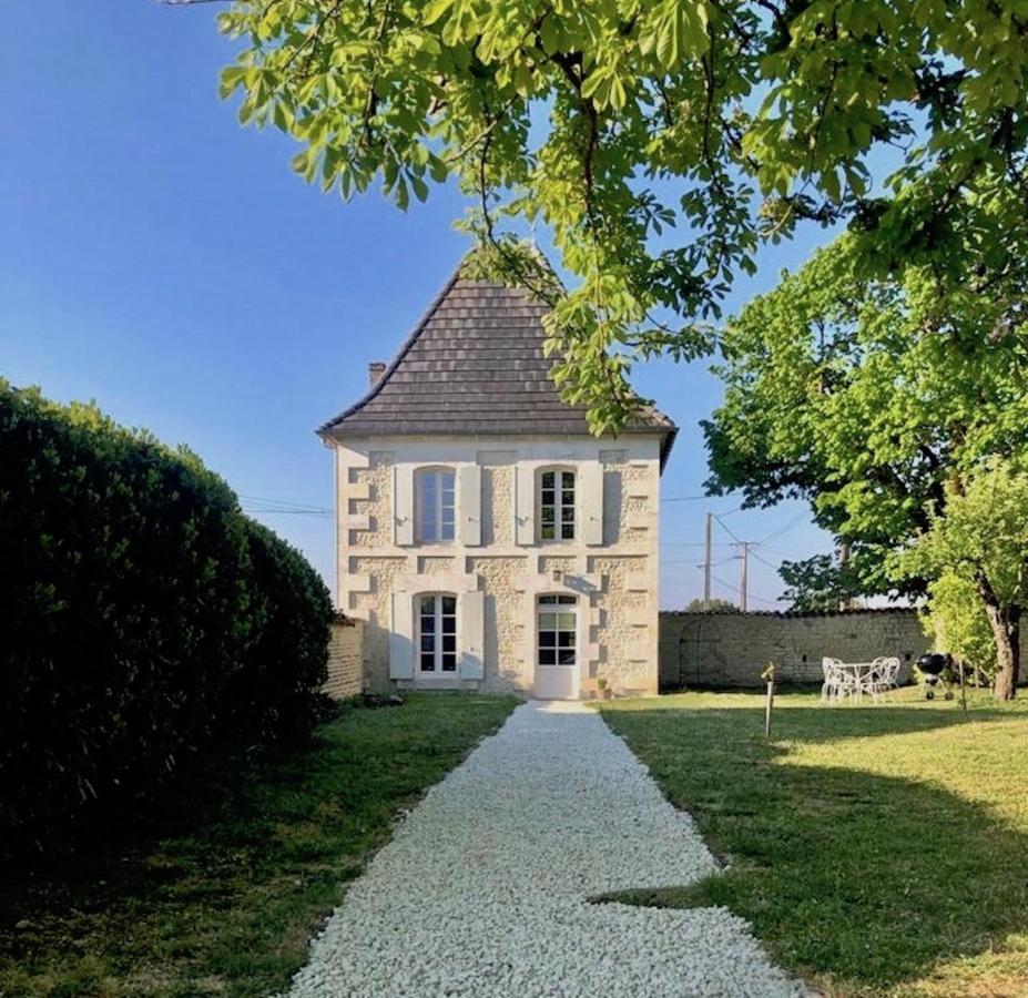 Le Pigeonnier Ferienhaus Verrieres (Charente)