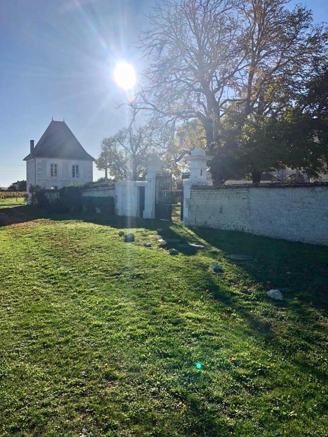 Ferienhaus Le Pigeonnier Verrieres (Charente)